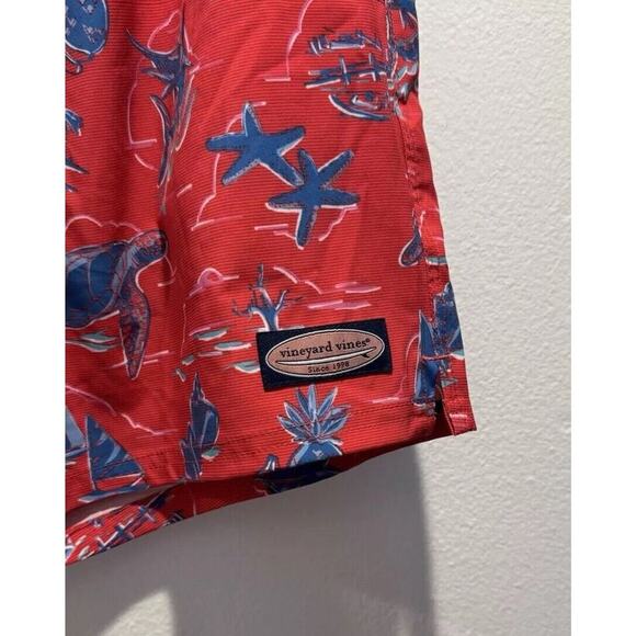 Vineyard Vines Board Shorts Men’s Size Medium Print Swim Fish Pineapple Starfish - Picture 5 of 7